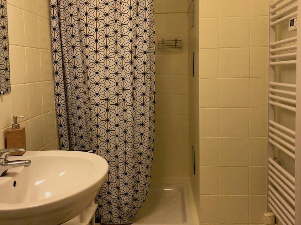 Casella - Appartement centre ville tout équipé Bastia  Habitación foto